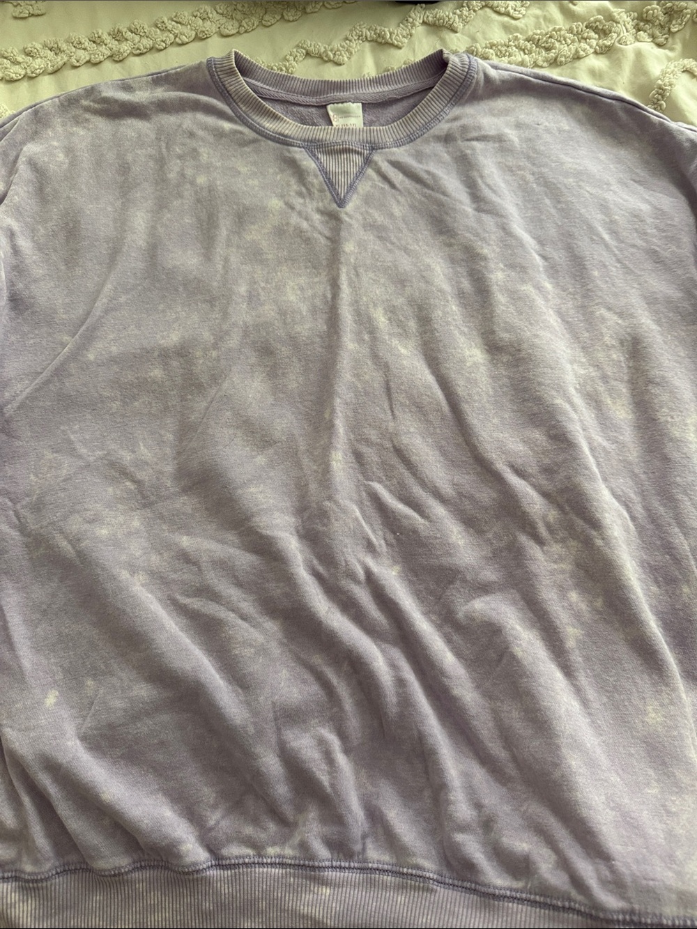 No Boundaries Lavender Crew Neck Sweatshirt